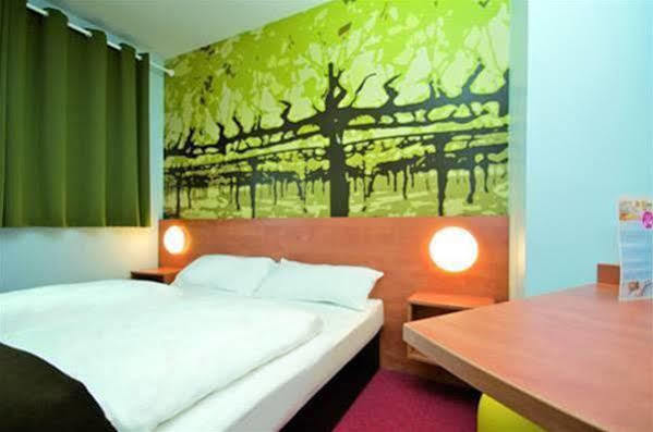 B&B Hotel Heilbronn Exterior photo